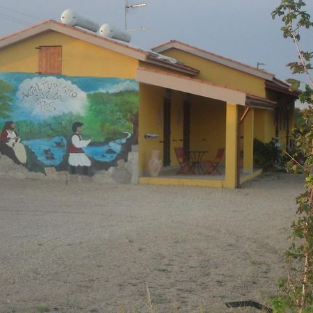 Agriturismo Gavina Pes Campanedda Exterior photo